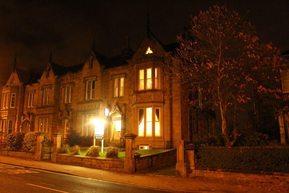 Edgerton Hotel Huddersfield Exterior foto